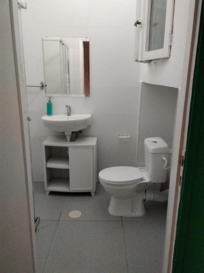 Bu93 Hostel *